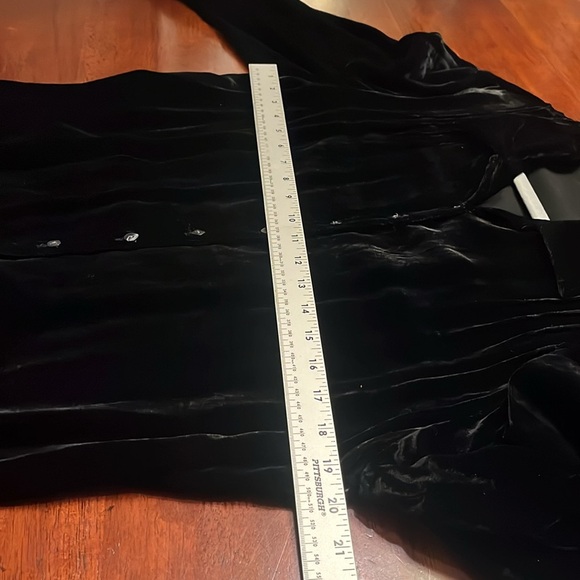 J. Jill button front black velour collared top tunic tie in back size Medium - Picture 9 of 9